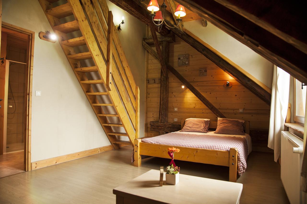 Chalet La Ferme De Noemie Mercury Exterior photo